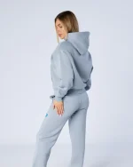 Womens relaxed OG Tracksuit blue cloud (3)